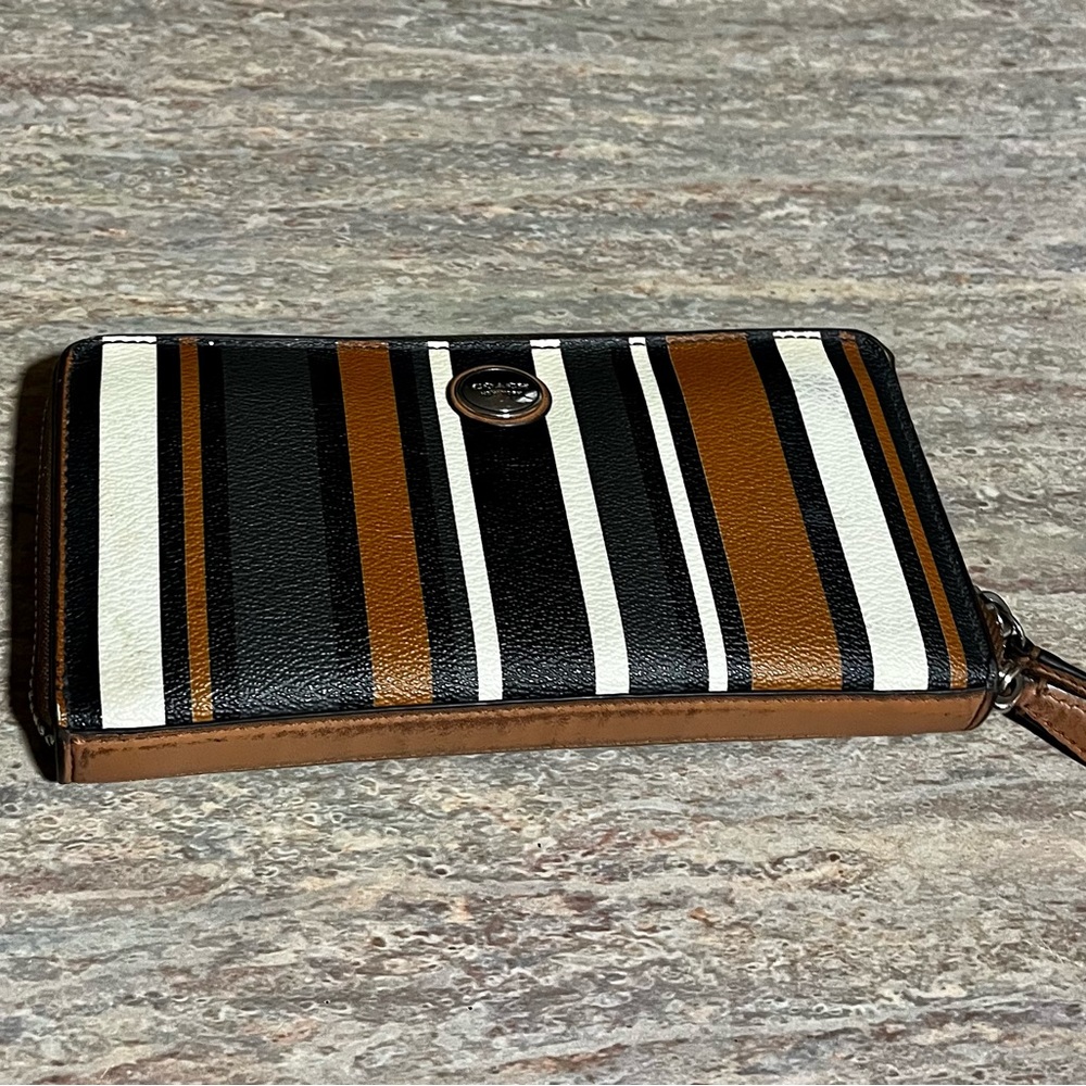 Coach striped zippered wallet - Picture 13 of 16
